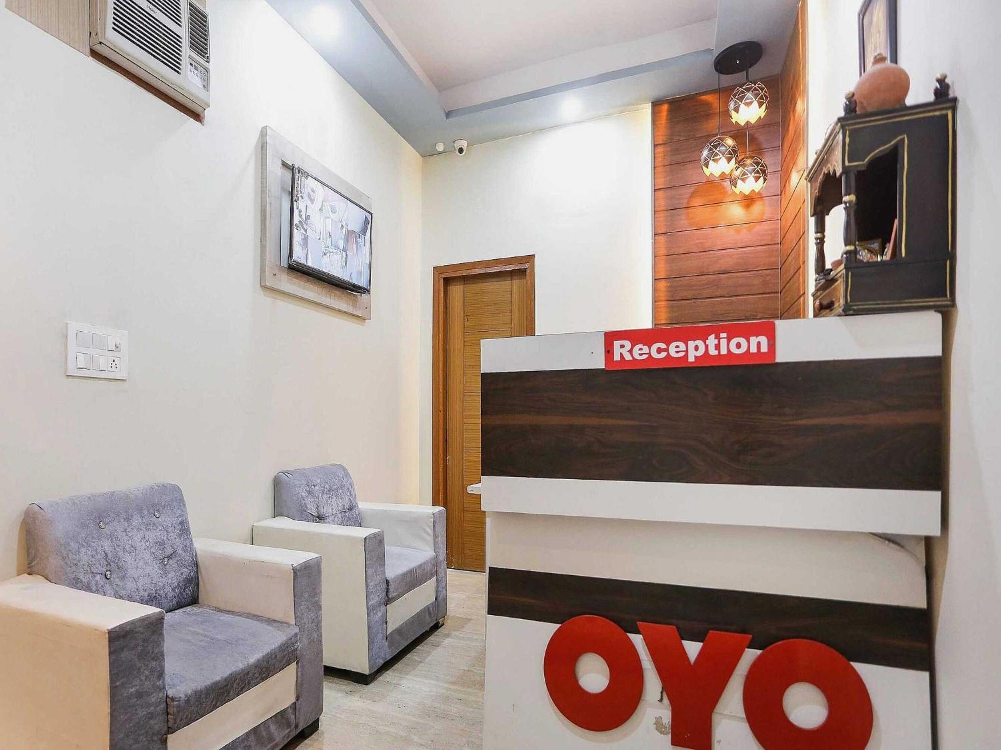 Hotel O Hotel Paradise Indraprastha Kültér fotó